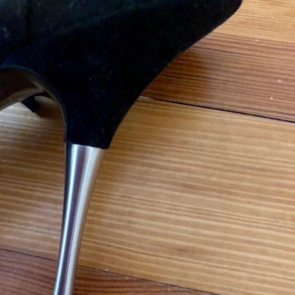 BCBG Generation Dress Stilettos - Picture 6 of 6